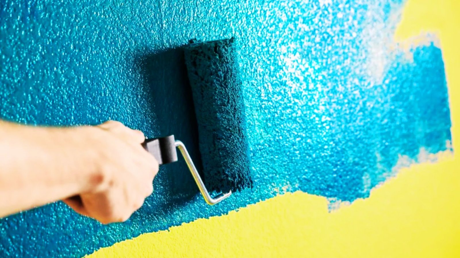 picture showing texture painting on the wall.